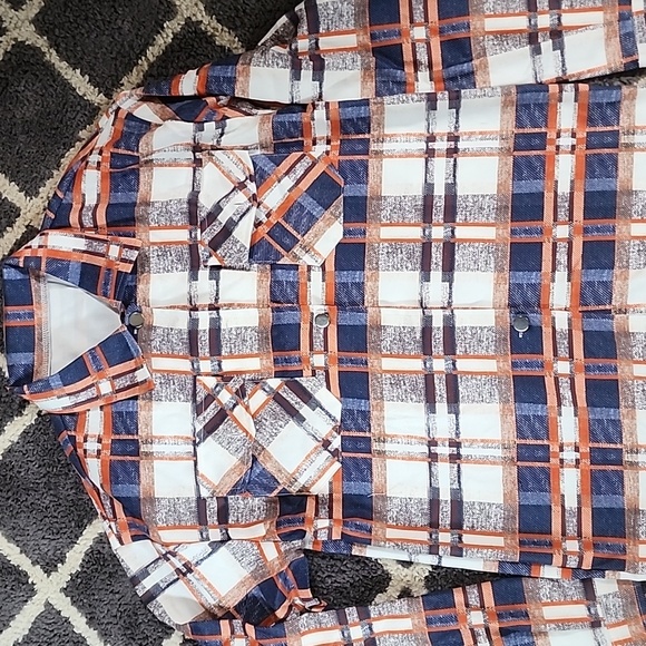 womens light weight shacket ! - Picture 2 of 2